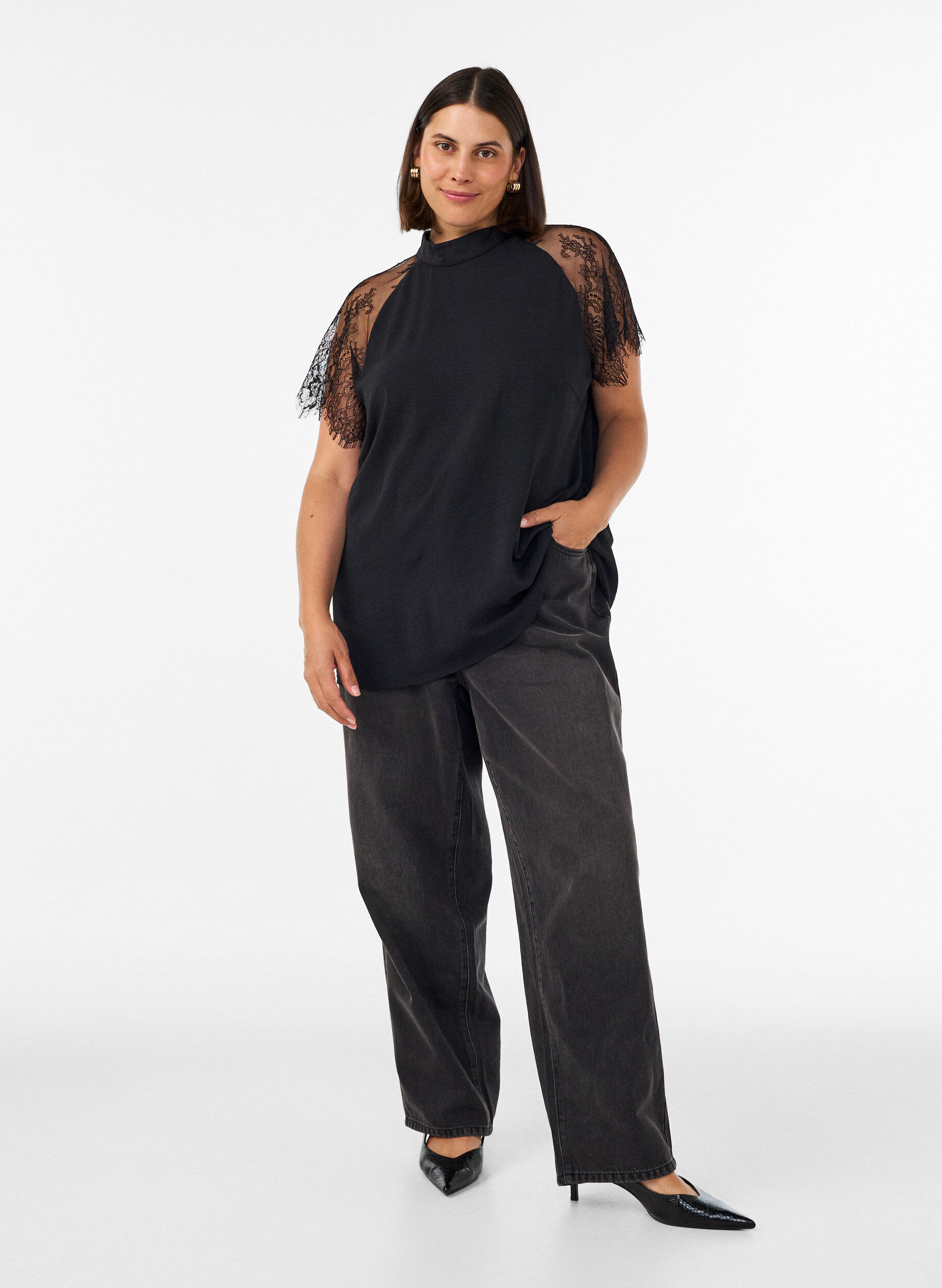 ZizziBlouse met korte kanten mouwen en hoge hals, Zwart, Model image number 1