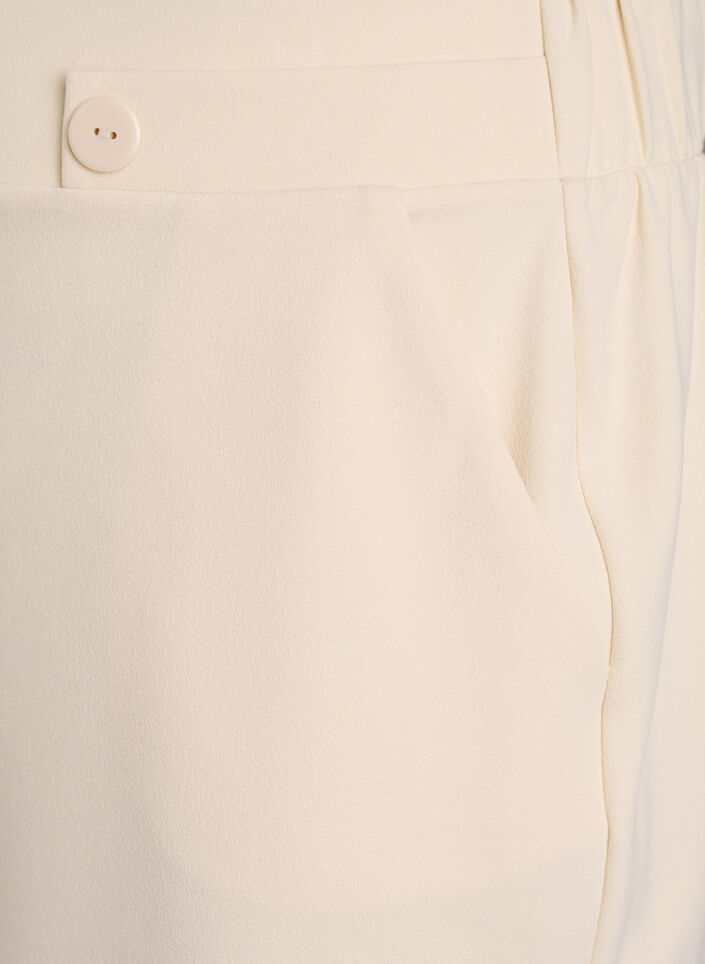 Korte broek met zakken en losse pasvorm, Beige, Packshot image number 2