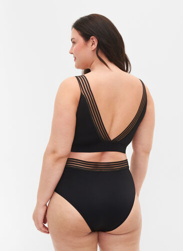 Bikinibroekje met hoge taille en mesh, Black, Model image number 1