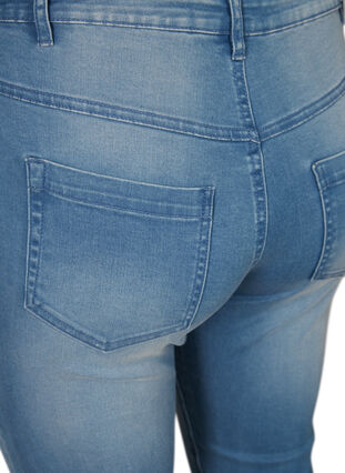 High waist Amy capri jeans met super slim fit, Light blue denim, Packshot image number 3