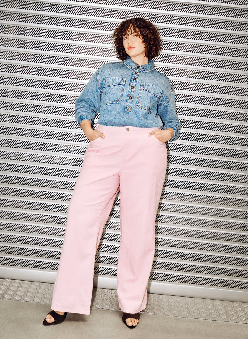 Myra jeans in gekleurd denim met wide fit en een gestructureerd patroon, Rood, Image image number 0