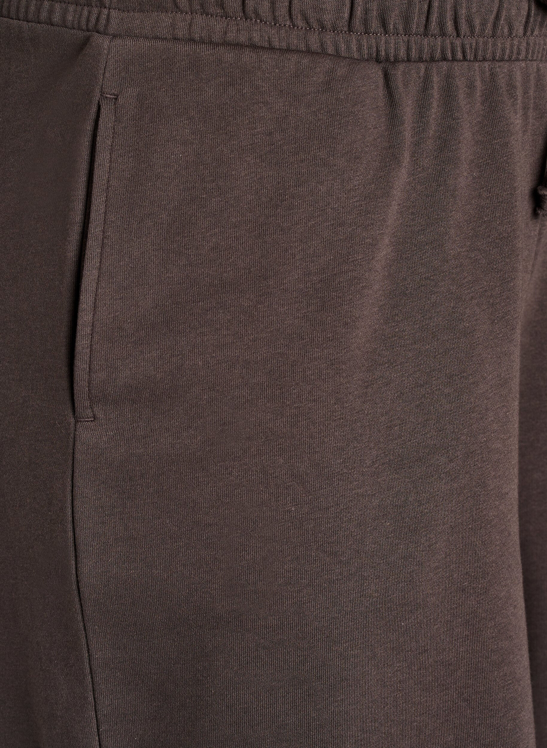 Zizzi High-waist sweatshorts met zakken, Bruin, Packshot image number 2