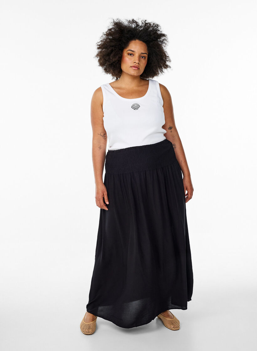 FLASH - Maxi rok in viscose met smokwerk, Zwart, Model image number 0