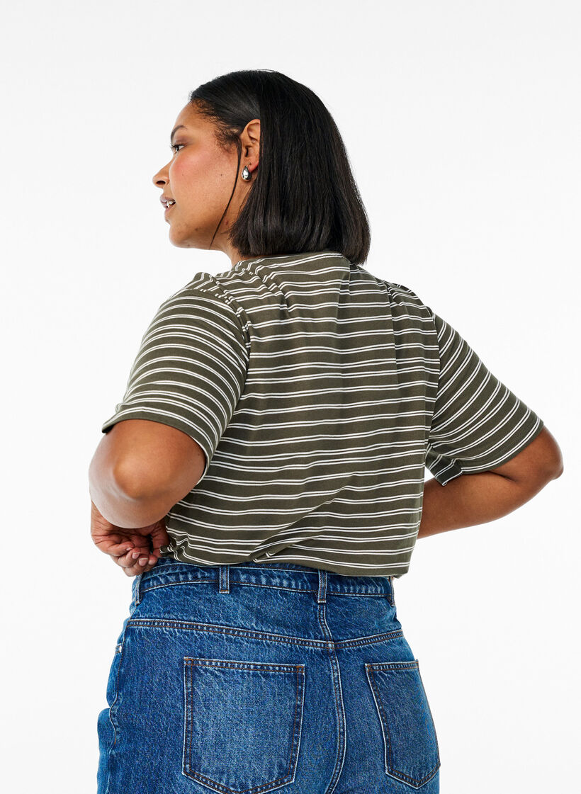 Gestreepte T-shirt, Groen, Model image number 2