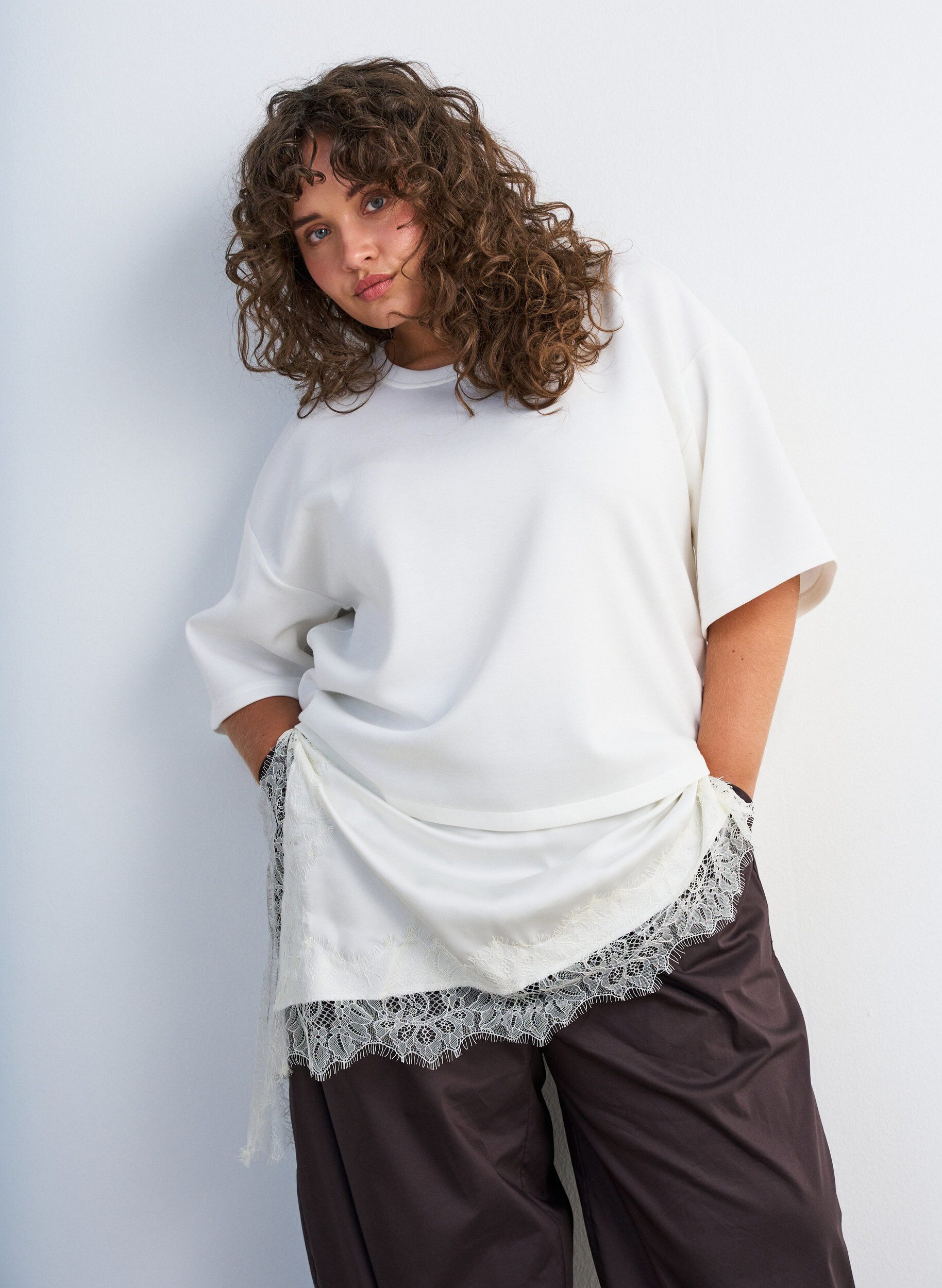 ZizziJersey blouse met gelaagde look en kant, Vanille, Model image number 2