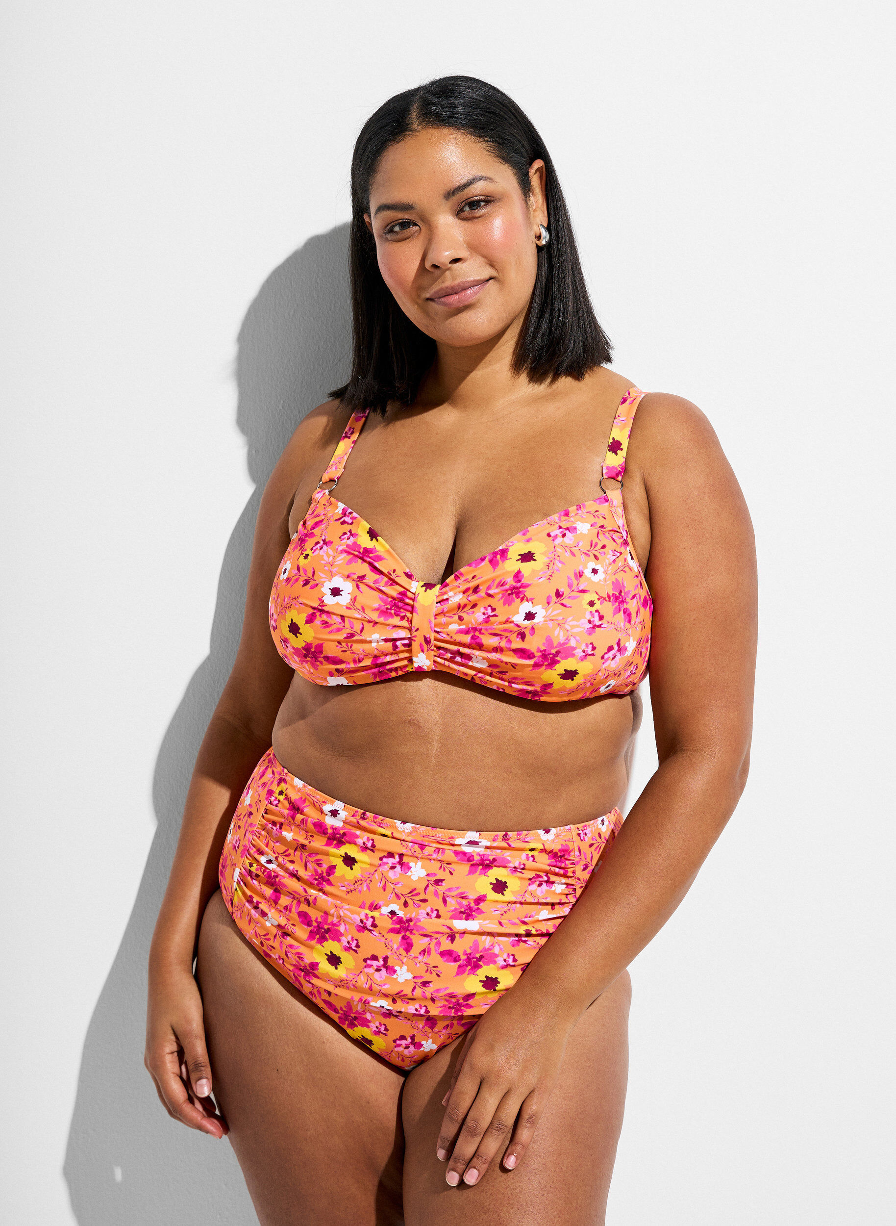 Zizzi Bikinitop met beugel en patroon, Oranje, Model image number 1