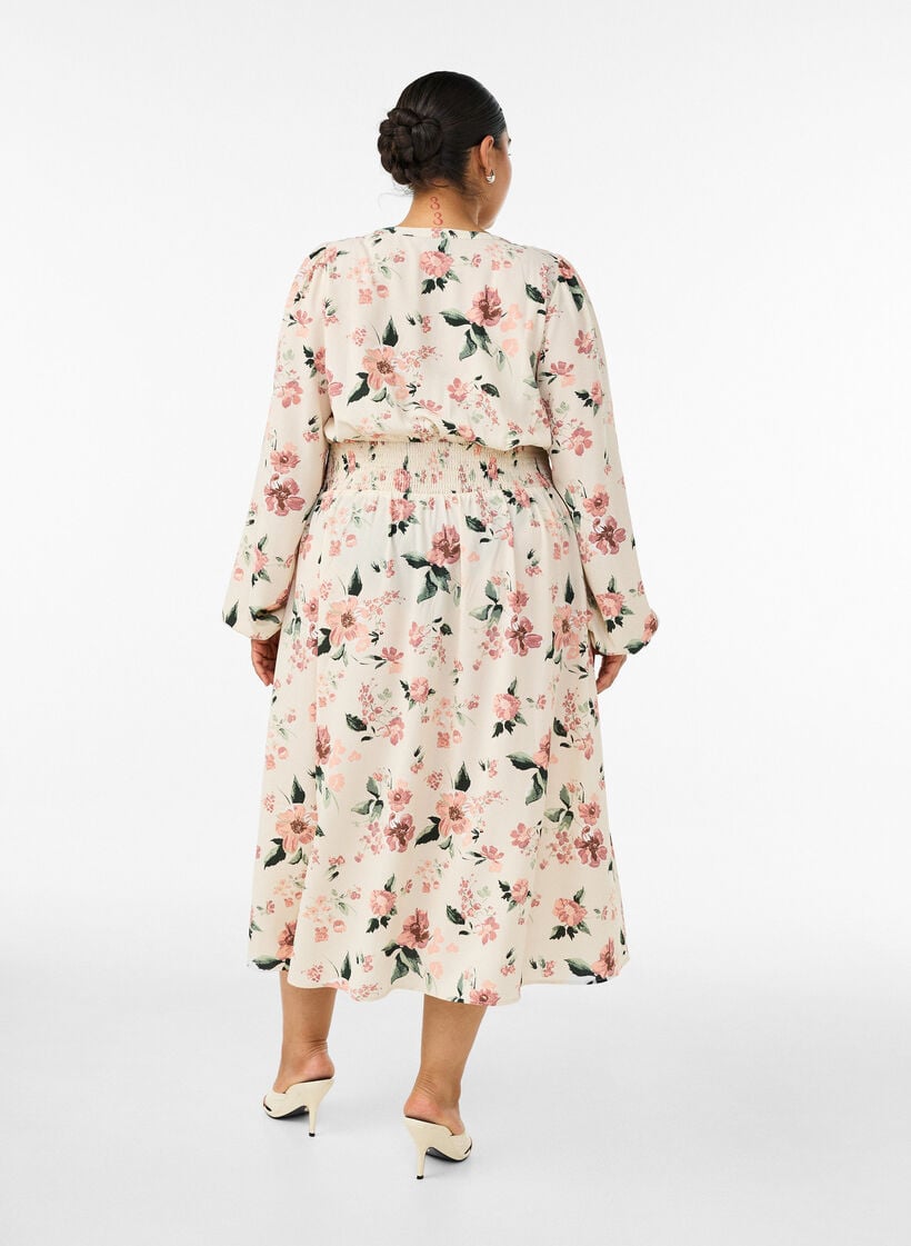 Midi-jurk met smock en decoratieve knopen, Beige, Model image number 1