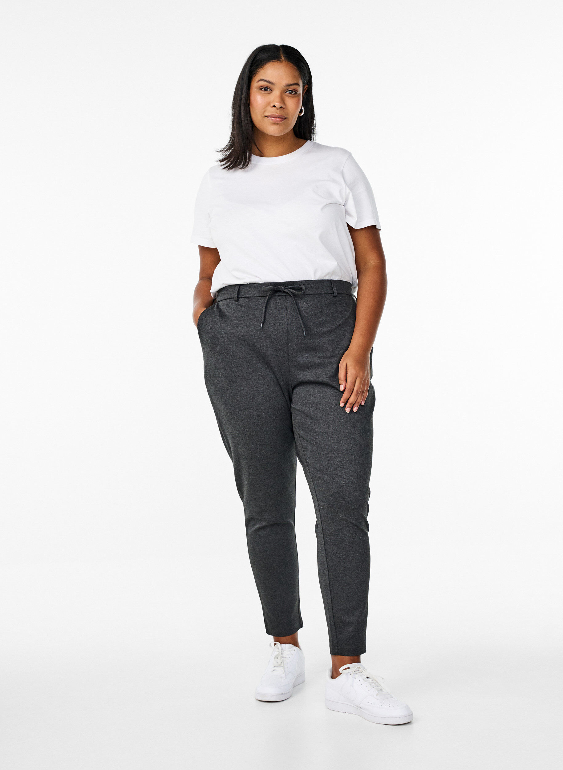 Cropped Maddison broek, Grijs, Model