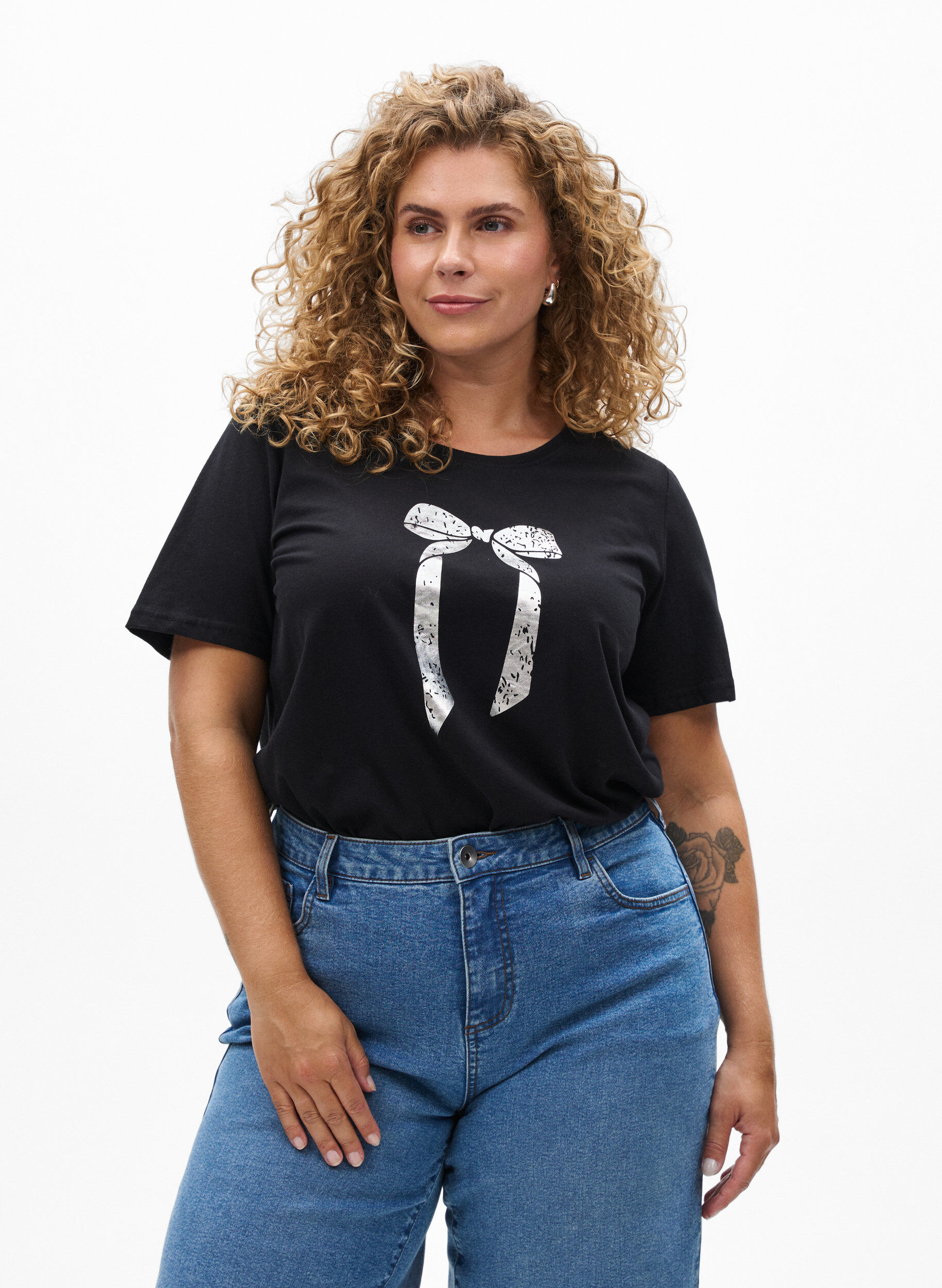 Zizzi T-shirt met print, Zwart, Model image number 0
