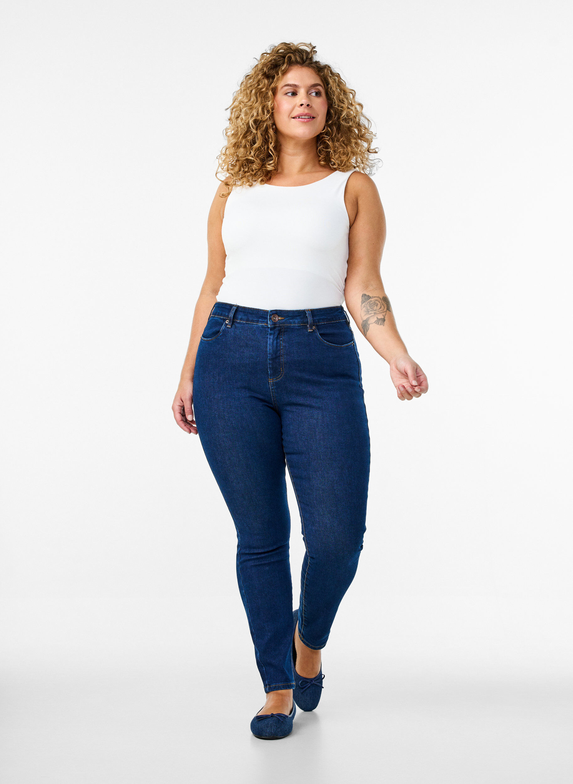 Amy jeans met een hoge taille en super slanke pasvorm, Blauw, Model