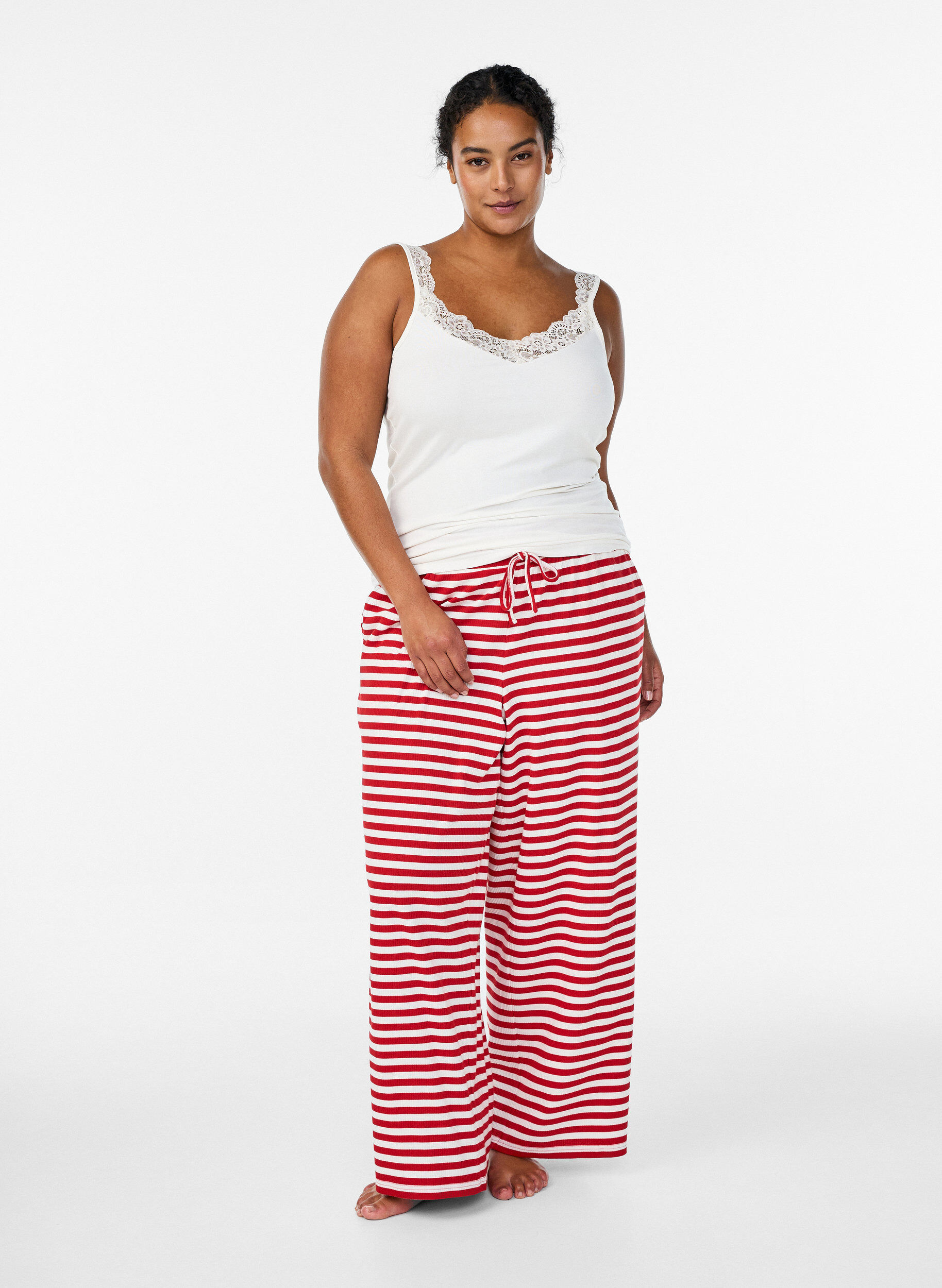 Zizzi Gestreepte pyjamabroek met een high waist en wijde pijpen, Rood, Model image number 0