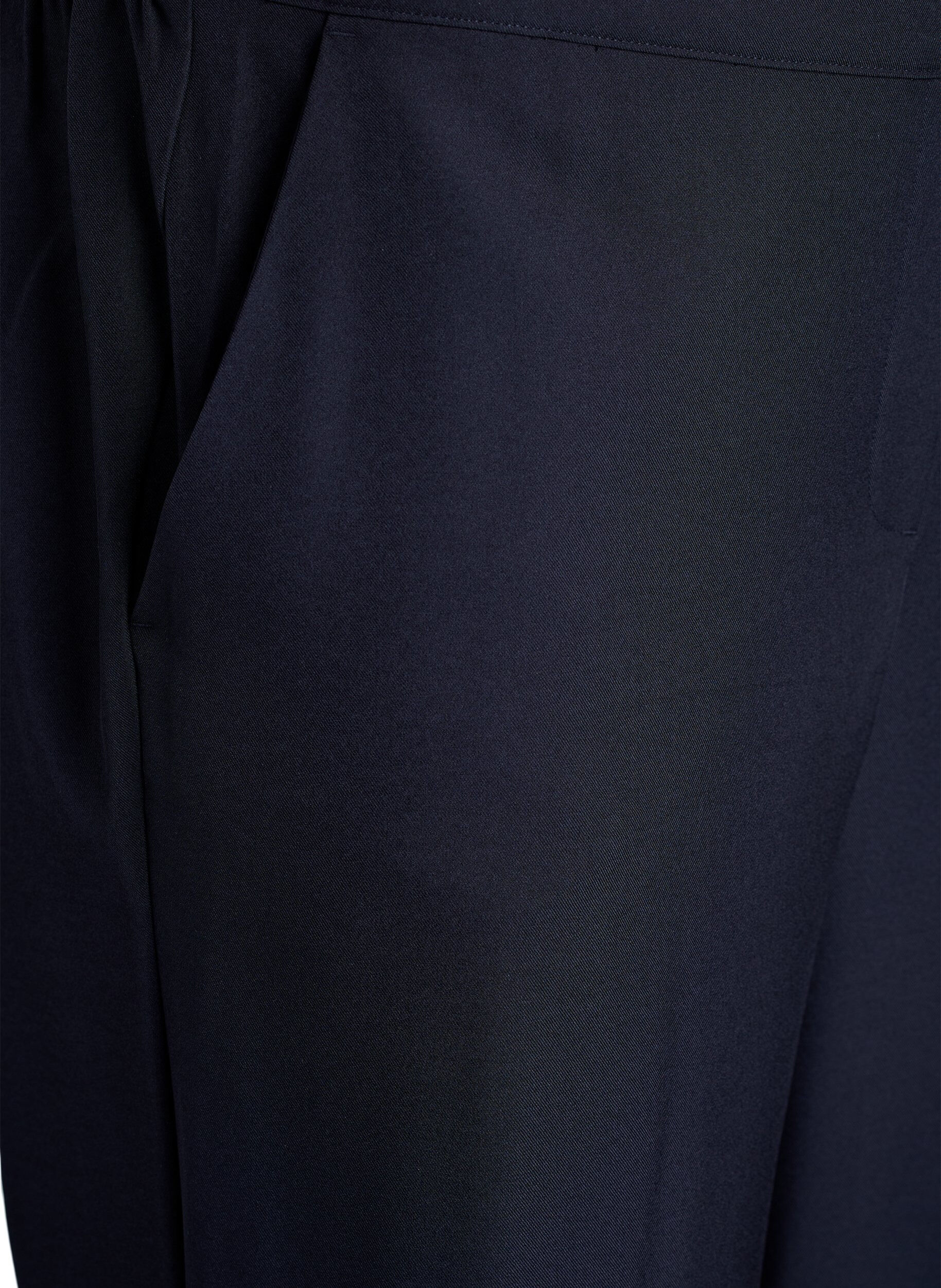 Zizzi FLASH - Losse broek met zakken, Zwart, Packshot image number 2