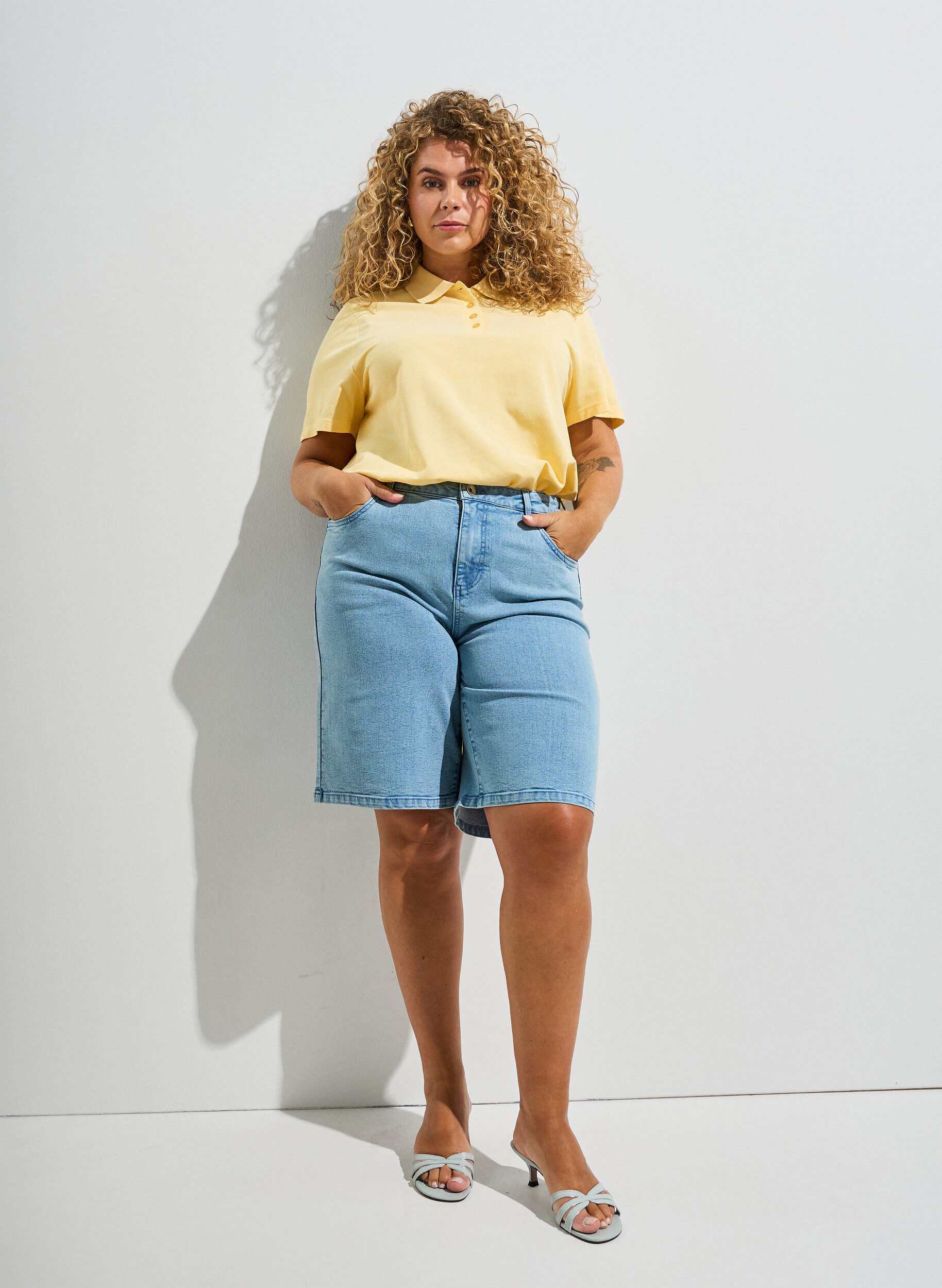 Zizzi Polo met korte mouwen, Geel, Image image number 0