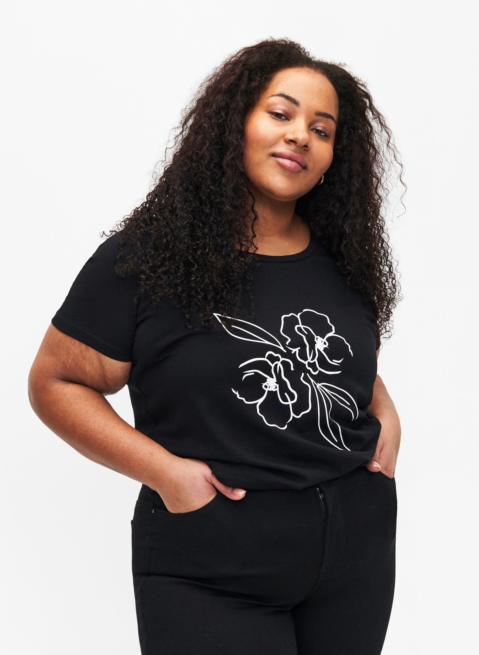 Zizzi Katoenen T-shirt met motief, Black w. Flower, Model image number 0