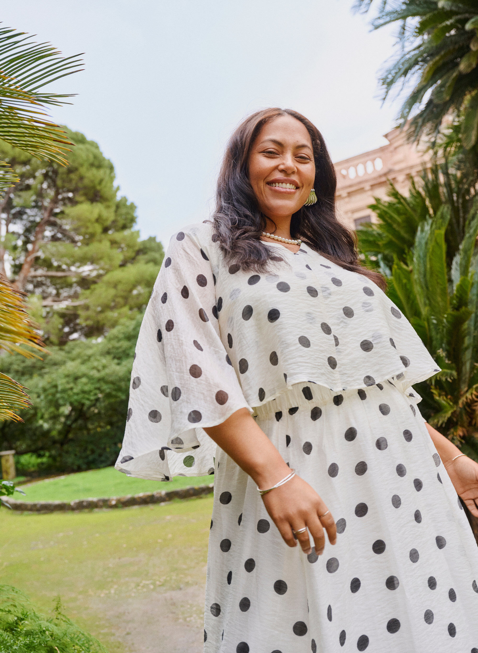 Zizzi Gelaagd top met stippenpatroon, Vanille, Image image number 0