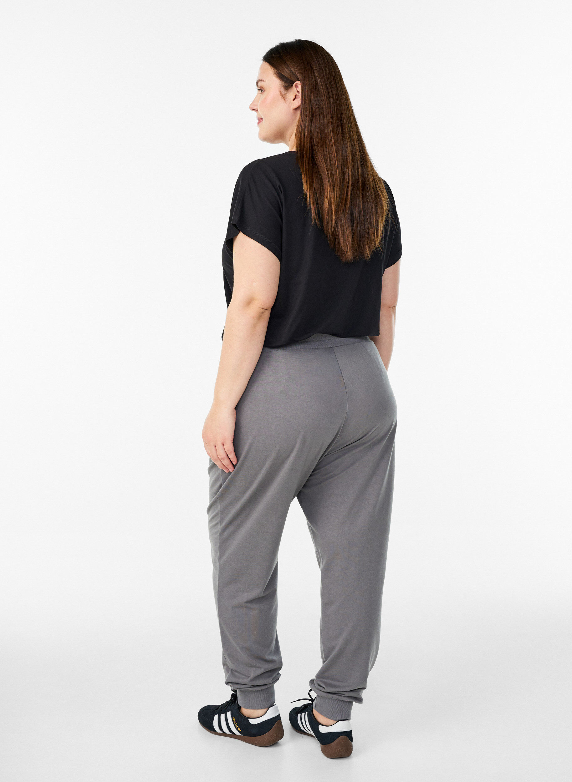 ZizziLosse trainingsbroek met zakken, Grijs, Model image number 2