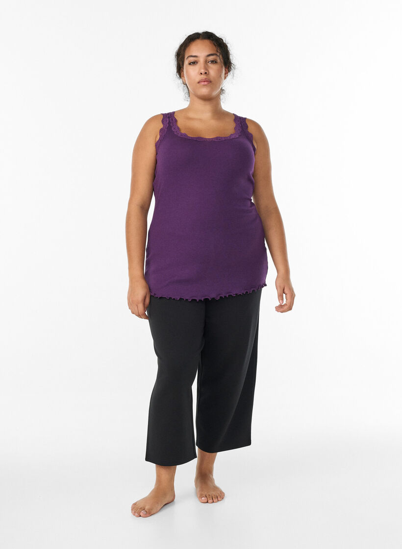 Top met kanten afwerking, Paars, Model image number 1
