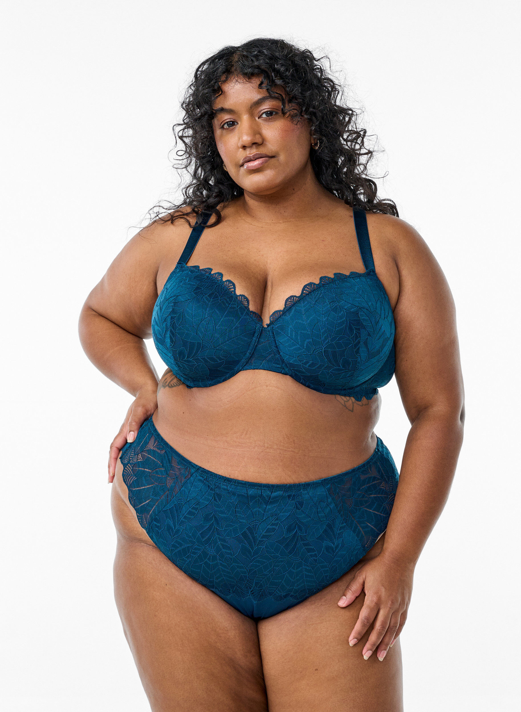 Kanten string, Blauw, Model