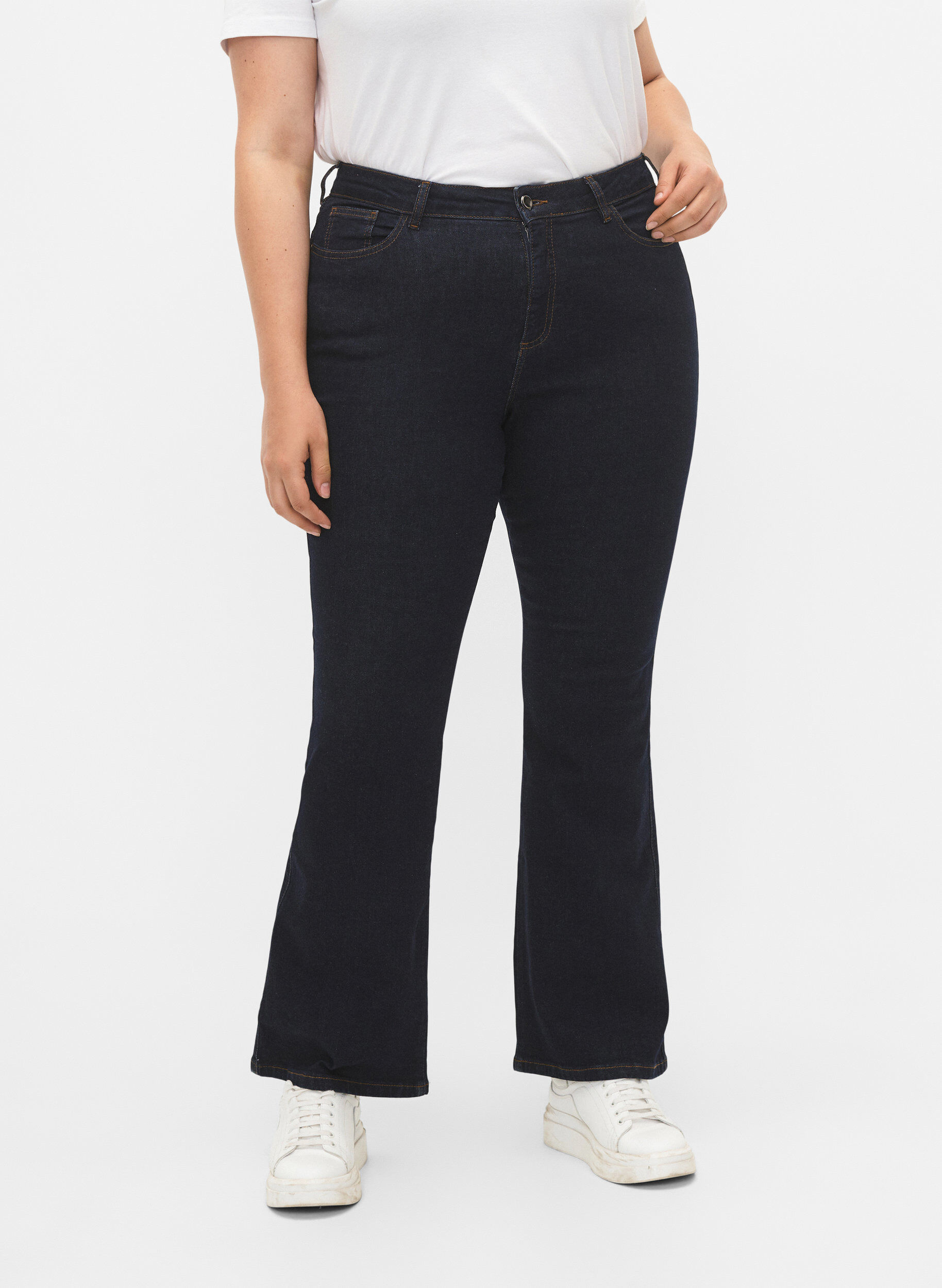 Zizzi Ellen bootcut jeans met hoge taille, Blauw, Model image number 2