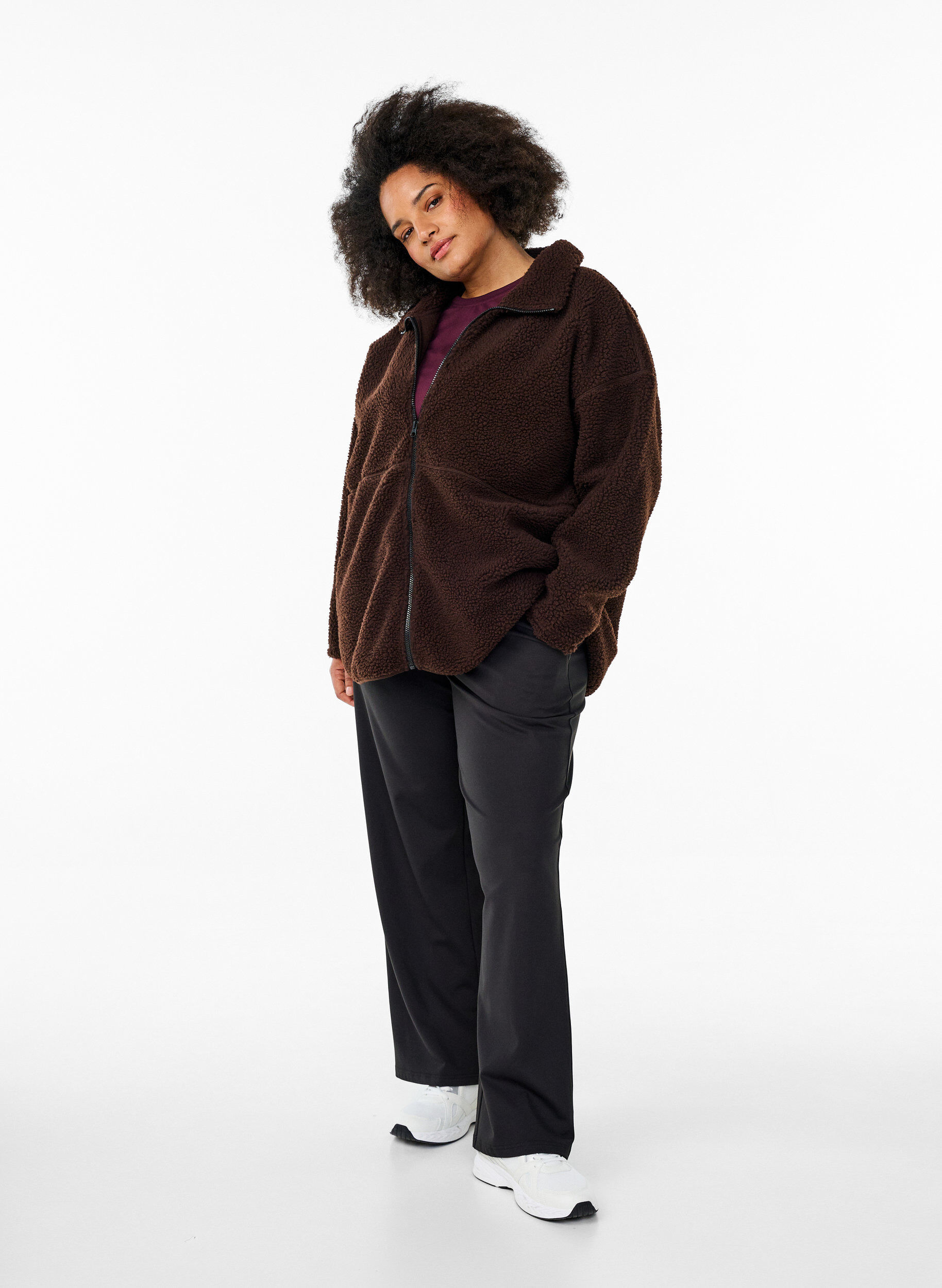Zizzi Sportieve teddy fleece jas met ritssluiting, Bruin, Model image number 1