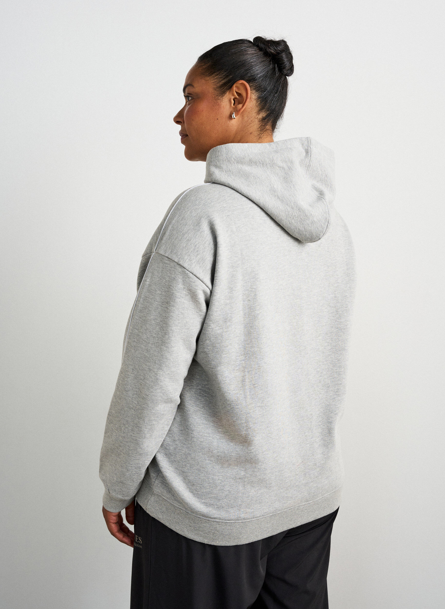 ZizziHoodie met geborduurd motief, Grijs, Model image number 2