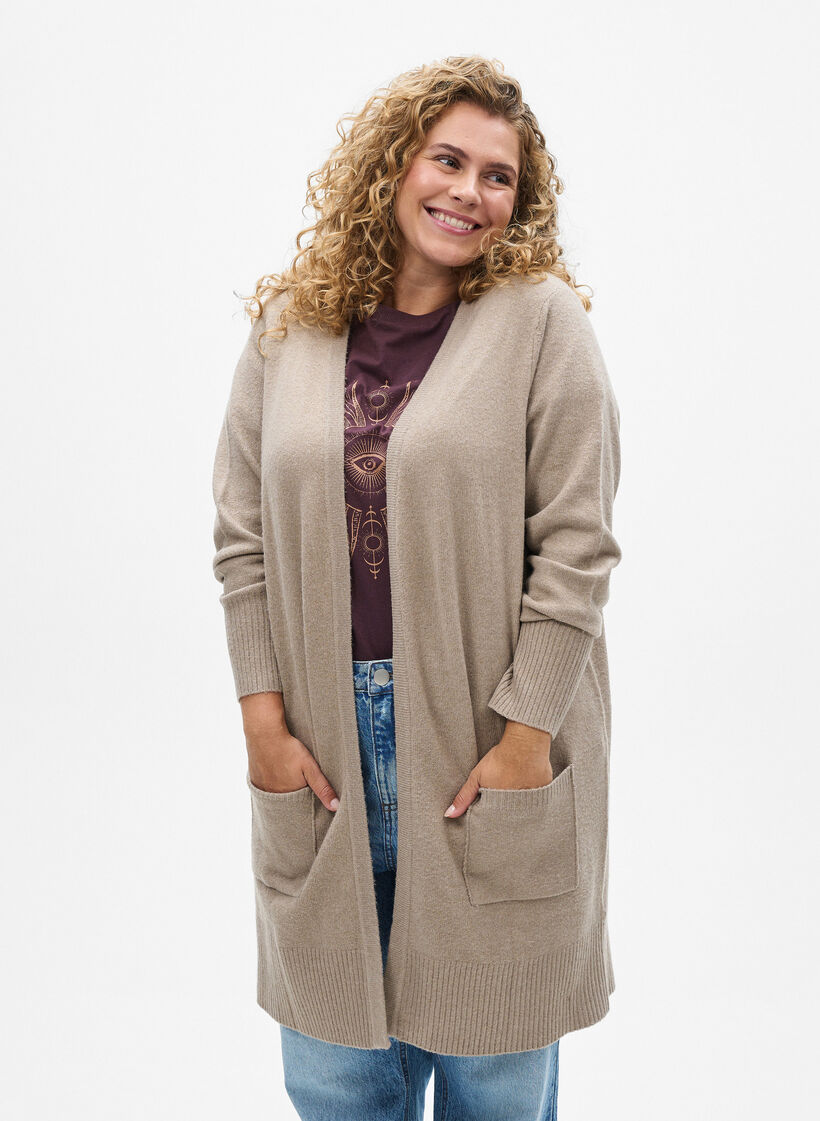 Geribd gebreid vest met zakken, Beige, Model image number 0