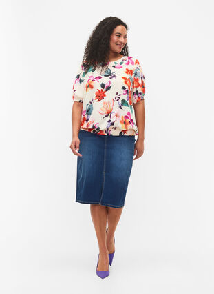 Gebloemde blouse met smokwerk, Buttercream Flower , Model image number 2