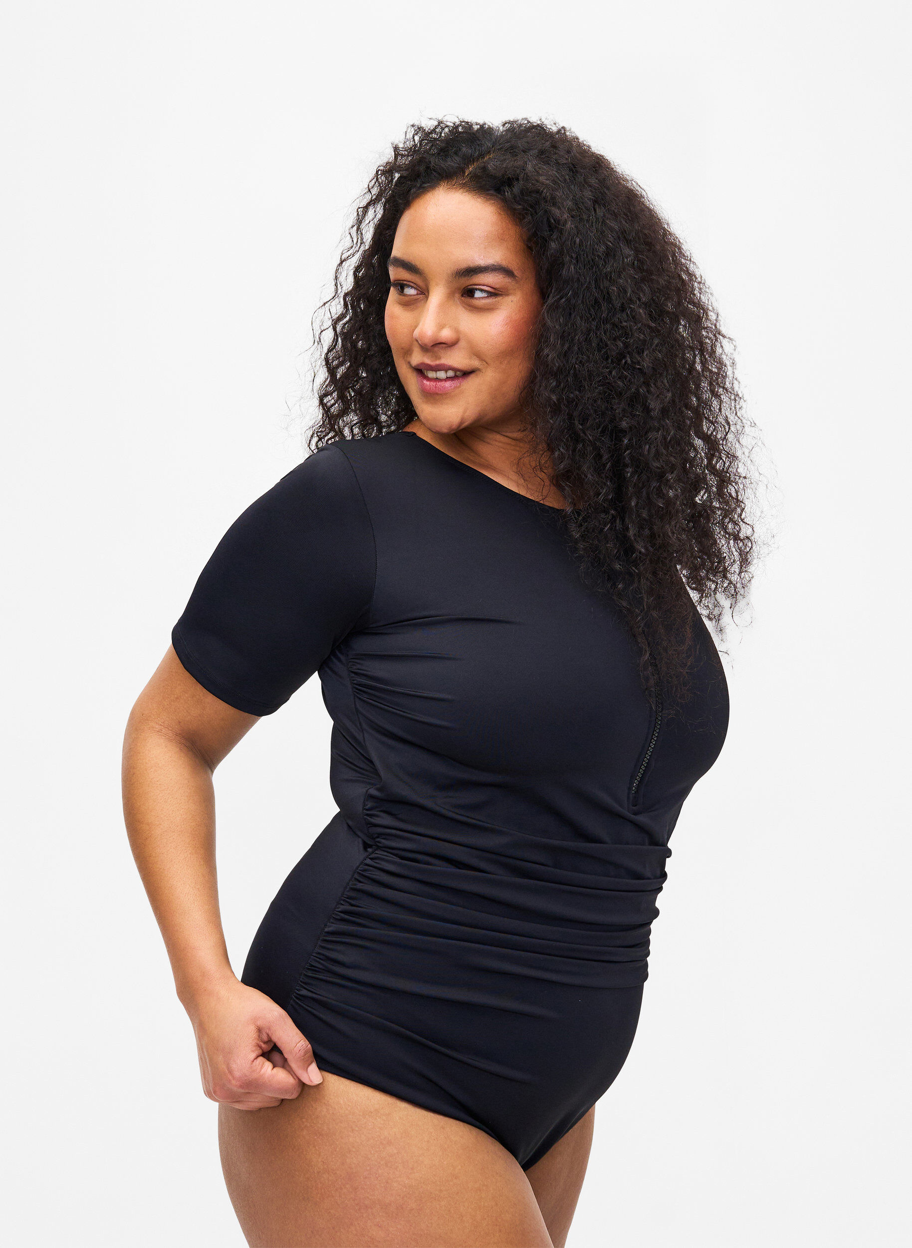 Zizzi Badpak met rits en korte mouwen, Black, Model image number 0