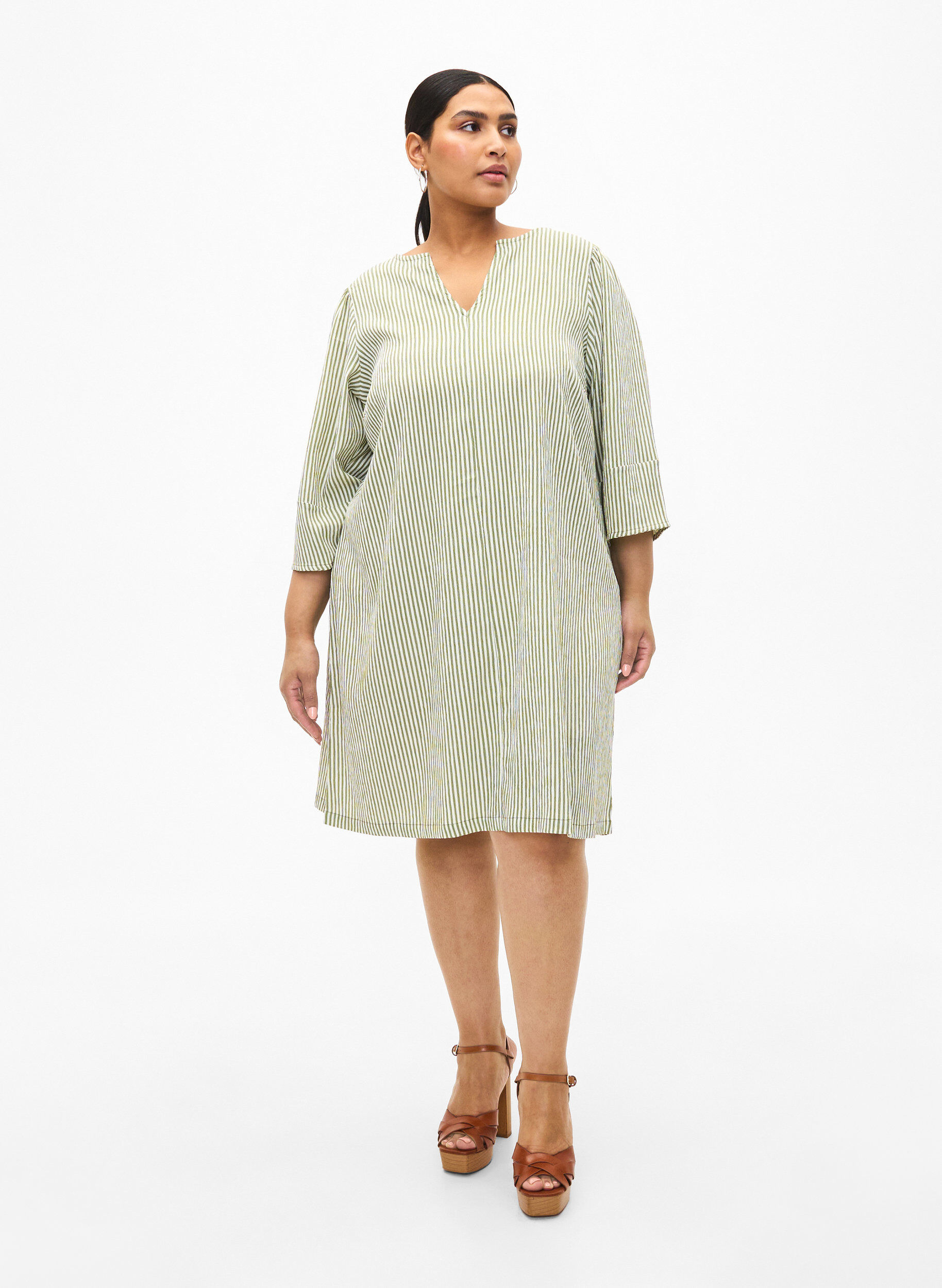 Zizzi Gestreepte jurk met 3/4 mouwen, Green Stripe, Model image number 2