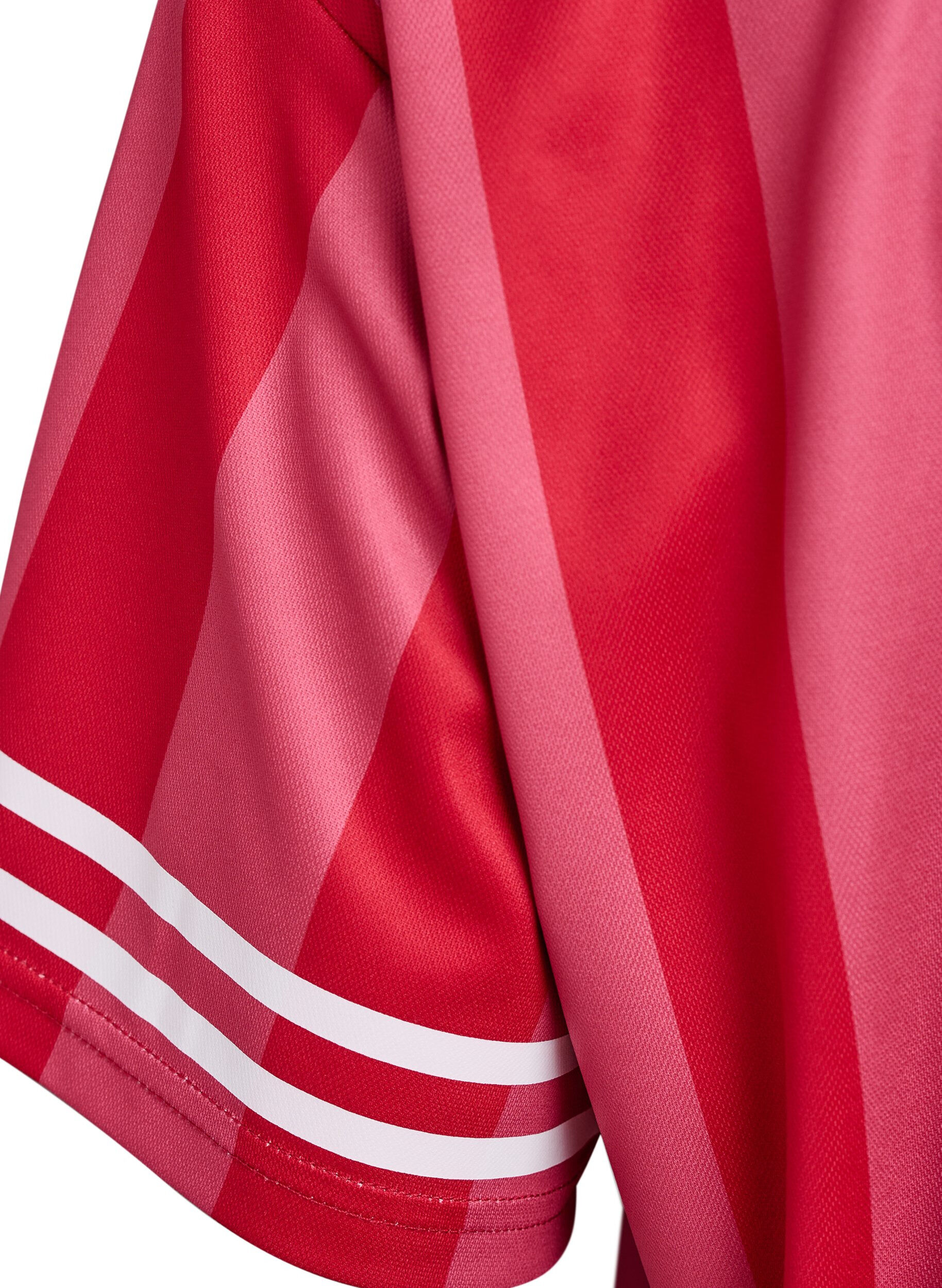 Zizzi Sportief T-shirt met strepen en tekstmotief, Rood, Packshot image number 3