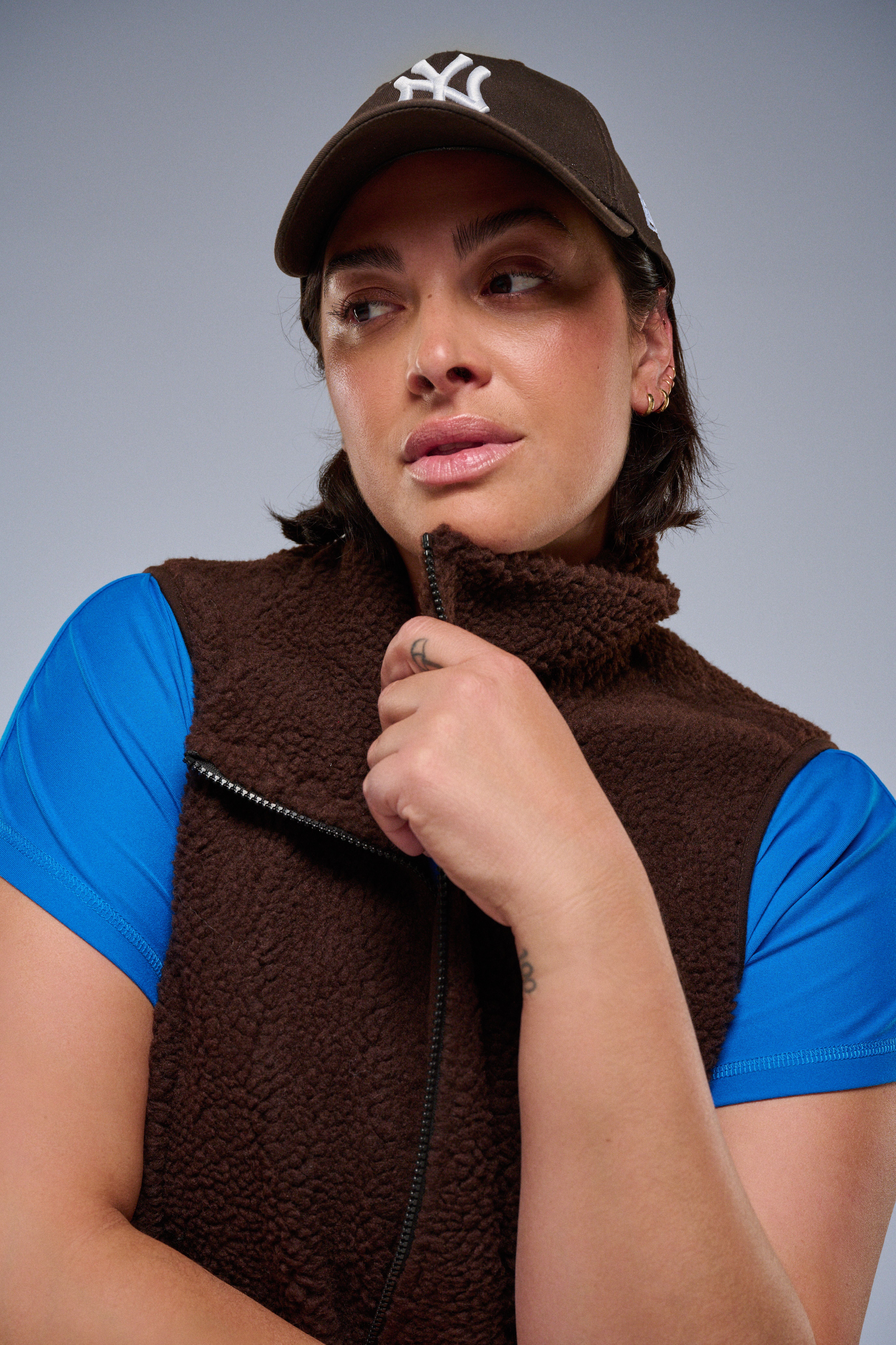 Zizzi Bruin vest met rits, , Model