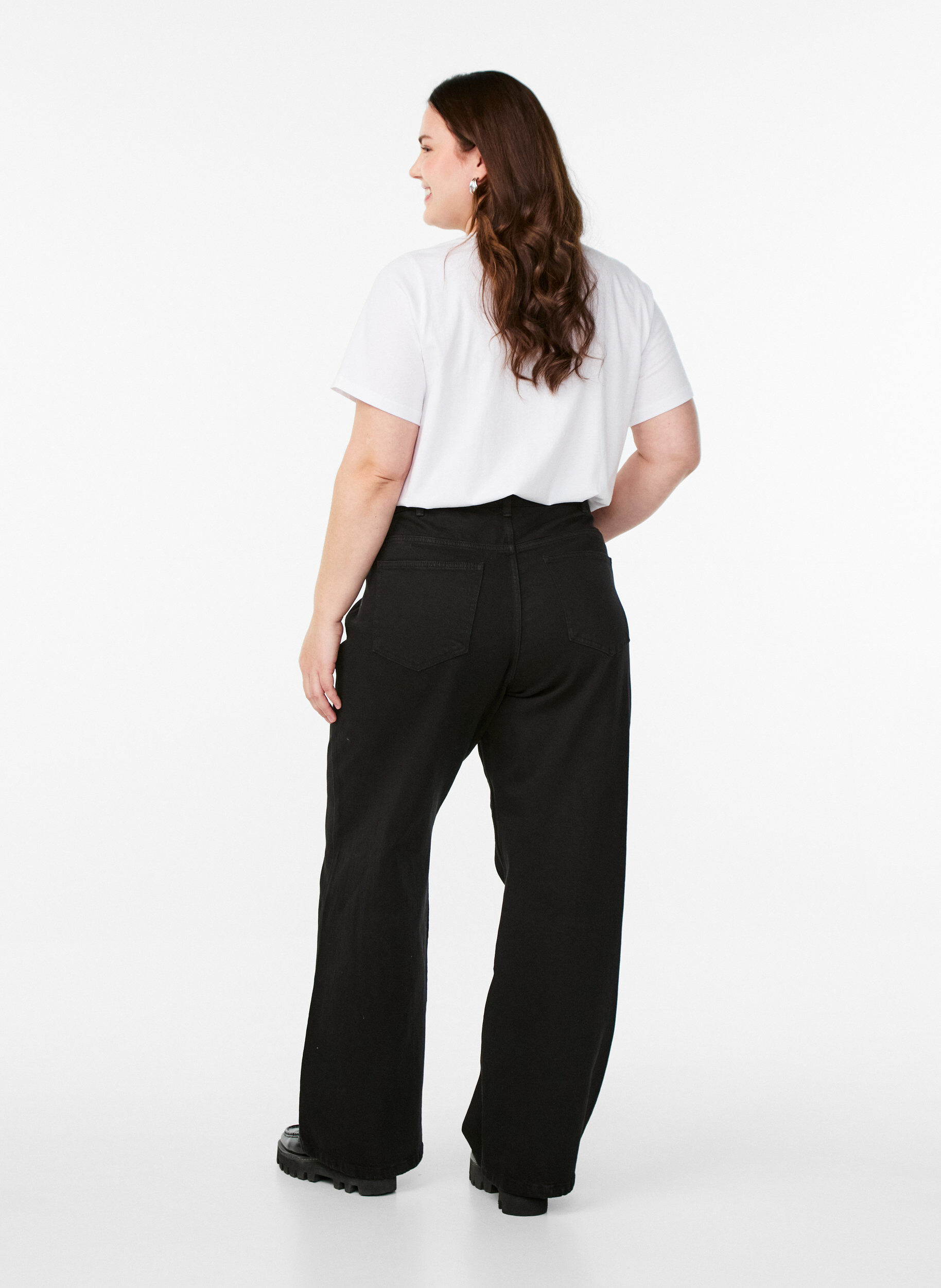 Zizzi Wide-leg jeans met hoge taille, Zwart, Model image number 1