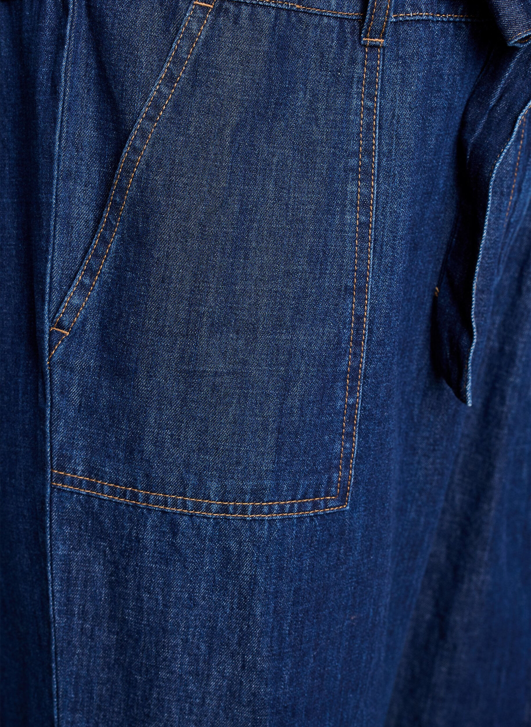 Zizzi Denim jumpsuit met korte mouwen en een strikceintuur, Blauw, Packshot image number 3