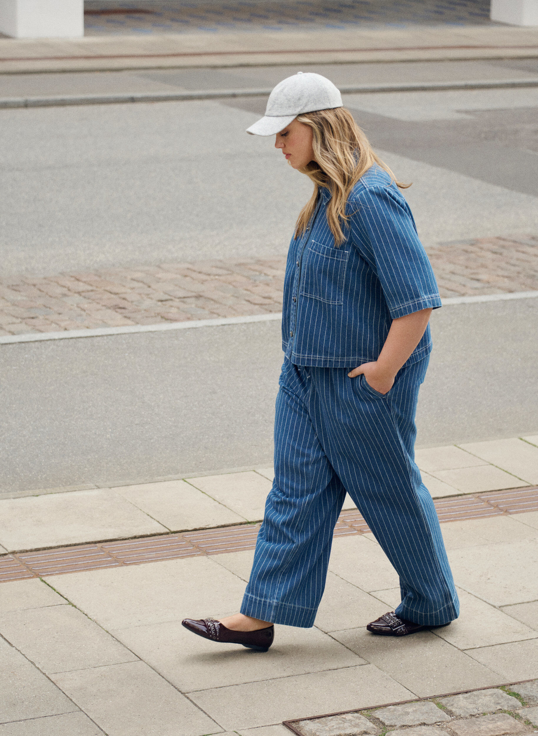 Zizzi Denim jeans met wijde pijpen en strepen, Blauw, Image image number 0