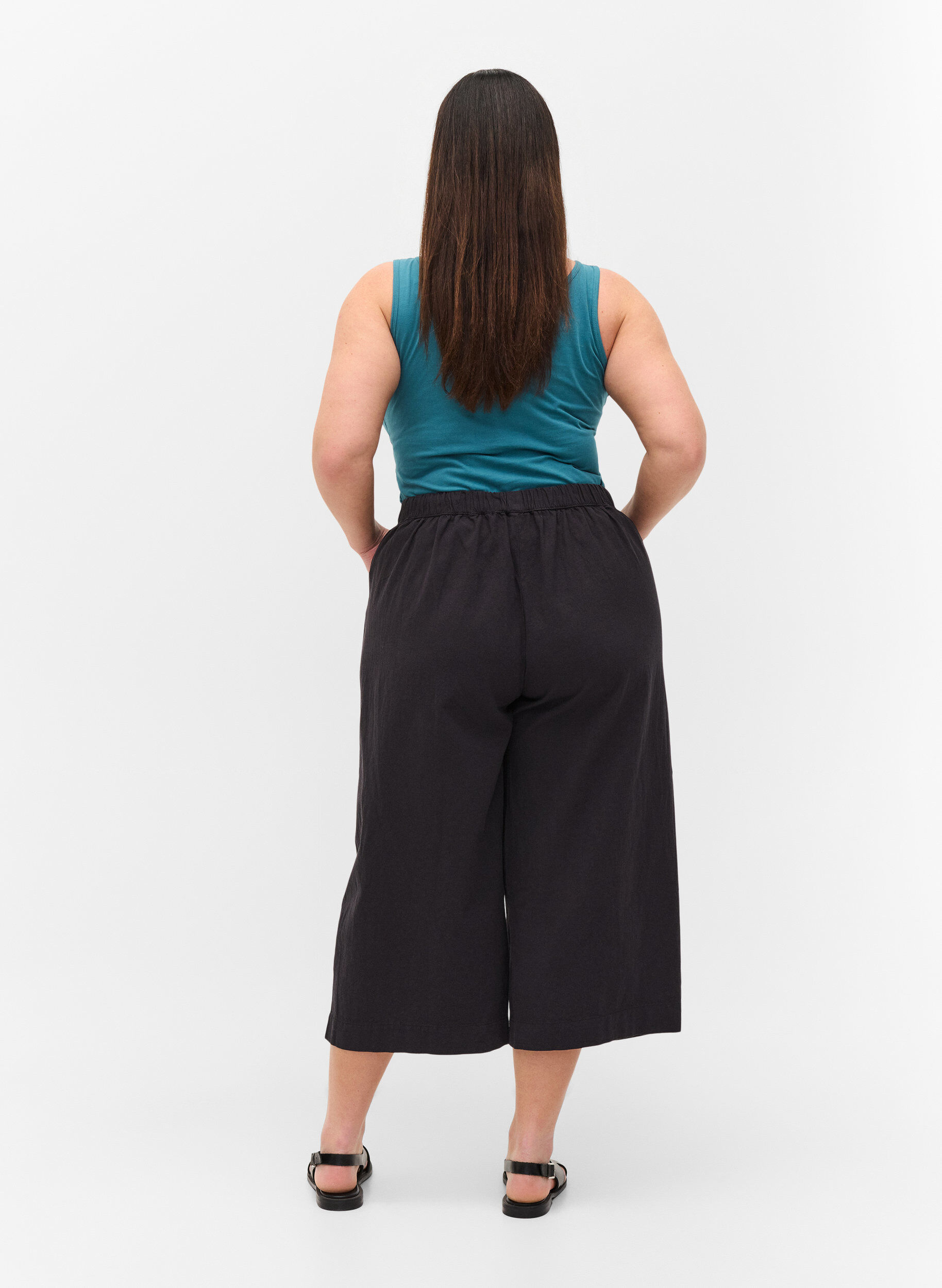 Zizzi Losse culotte broek in katoen, Black, Model image number 1