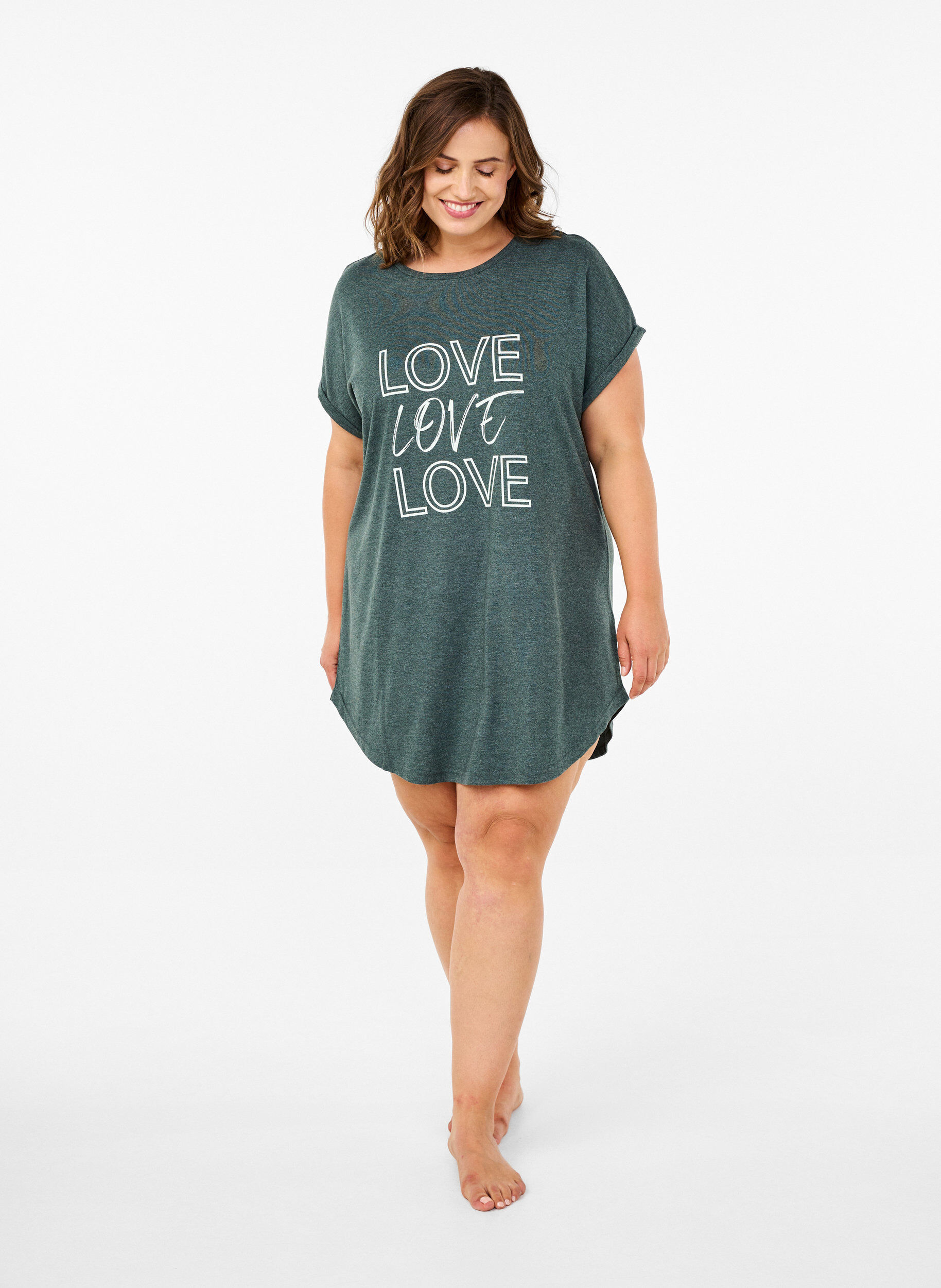 Zizzi Nachtjapon met korte mouwen en tekstopdruk, , Model image number 1