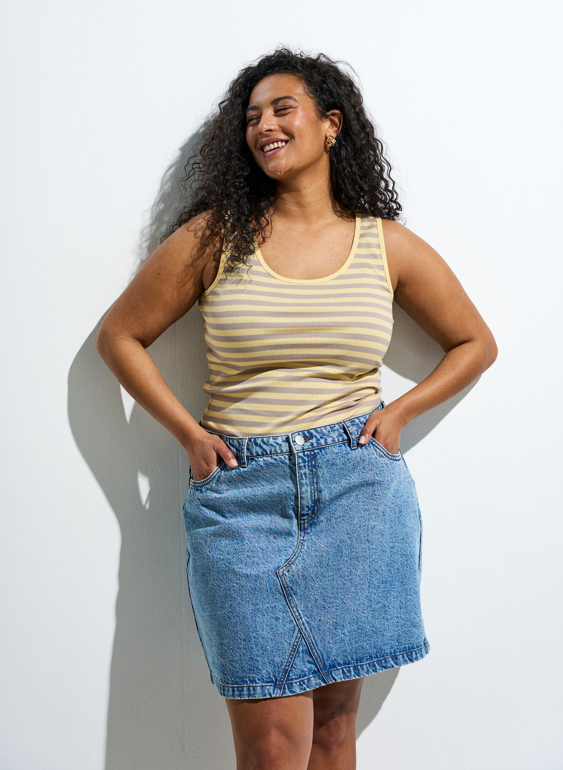 ZizziGestreepte tanktop met een ribstructuur, Geel, Image image number 0