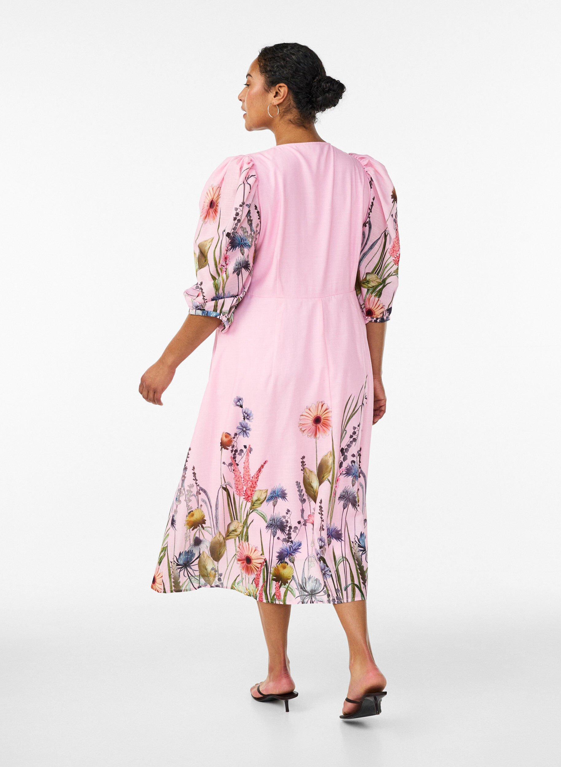 Zizzi Midi-jurk met een empirelijn en bloemenprint, Roze, Model image number 2