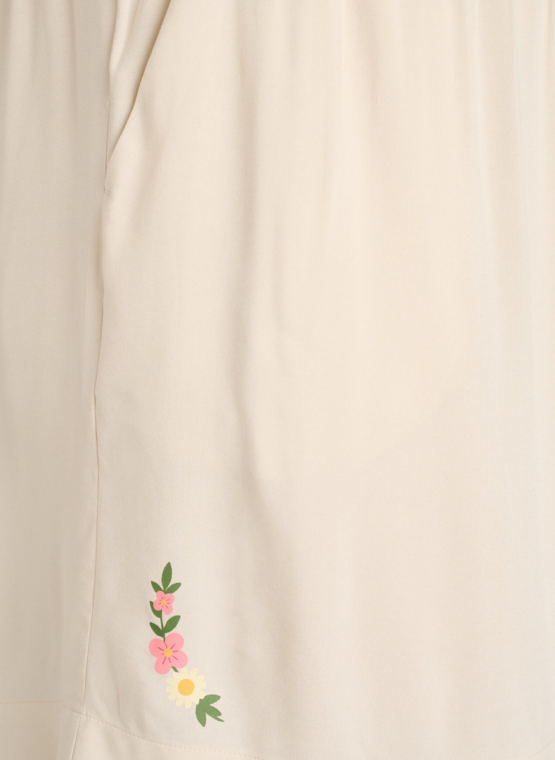 Zizzi Losse pyjamashorts in viscose met een high waist, Beige, Packshot image number 3