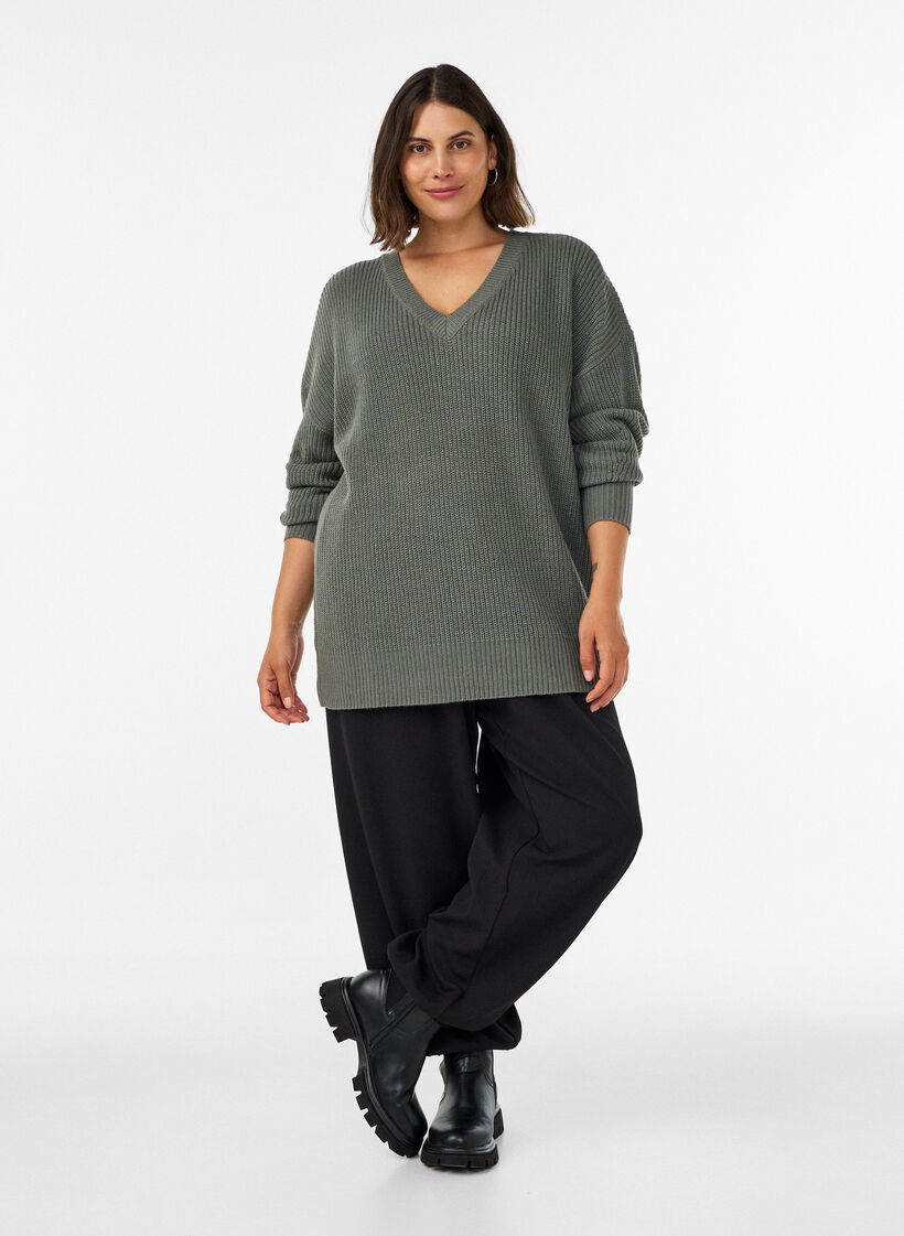 Lange ribgebreide blouse met V-hals, Groen, Model image number 1