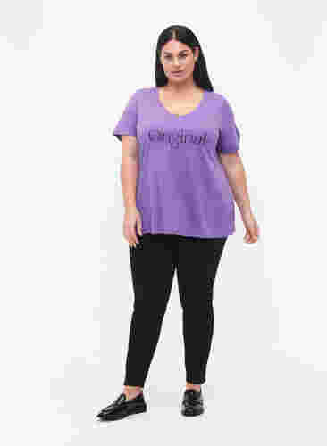 Katoenen t-shirt met tekstopdruk en v-hals, Deep Lavender ORI, Model image number 2