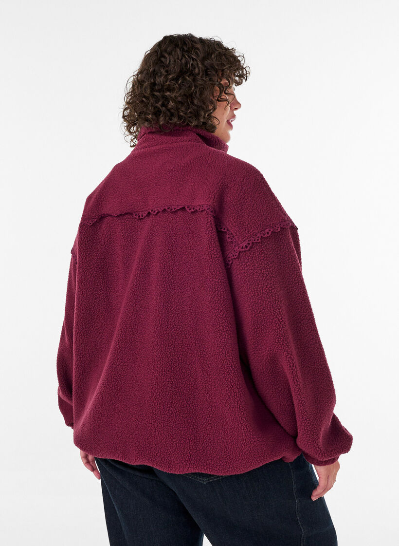 Teddyjas met broderie anglaise rand en hoge kraag, Rood, Model image number 2