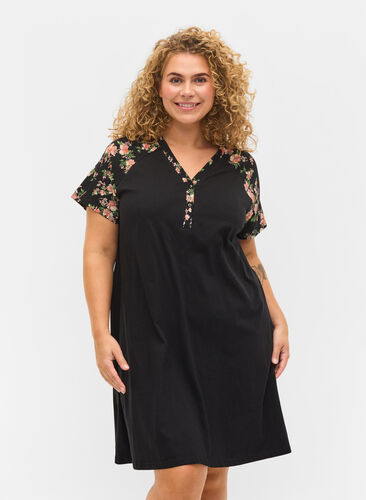 Katoenen pyjama jurk met korte mouwen en print, Black Flower, Model image number 0