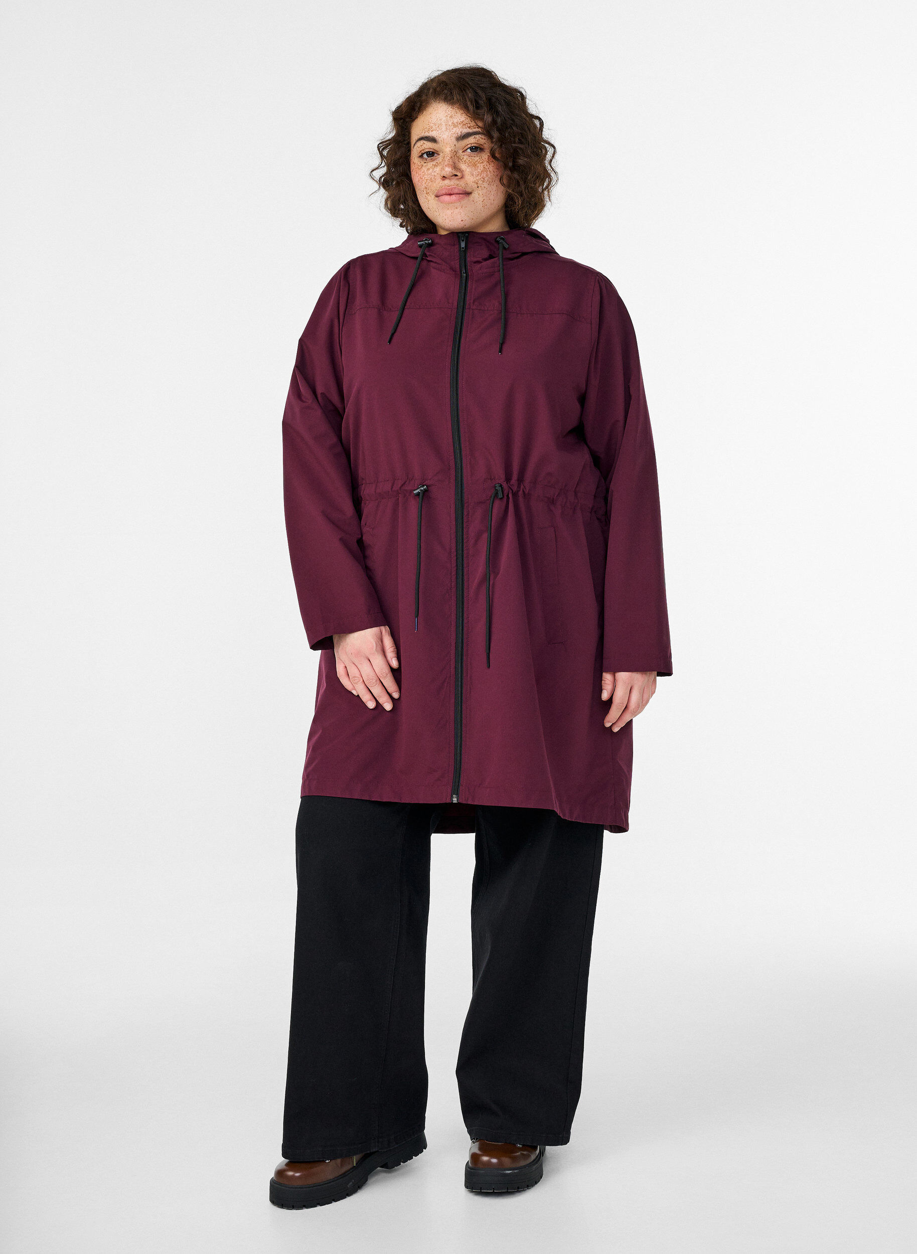 Zizzi FLASH - Lichtgewicht parka met een capuchon, Rood, Model image number 1