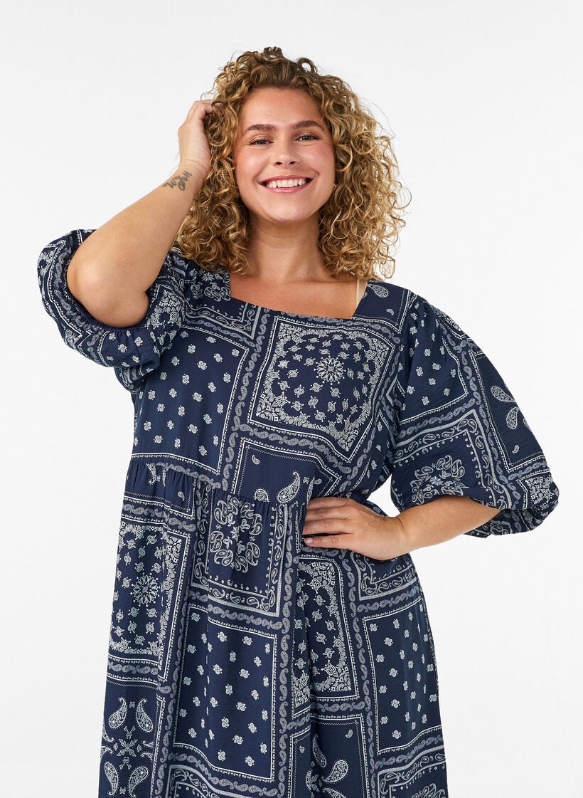 Enkel-lange jurk in viscose met paisleyprint en korte mouwen, Blauw, Model image number 2