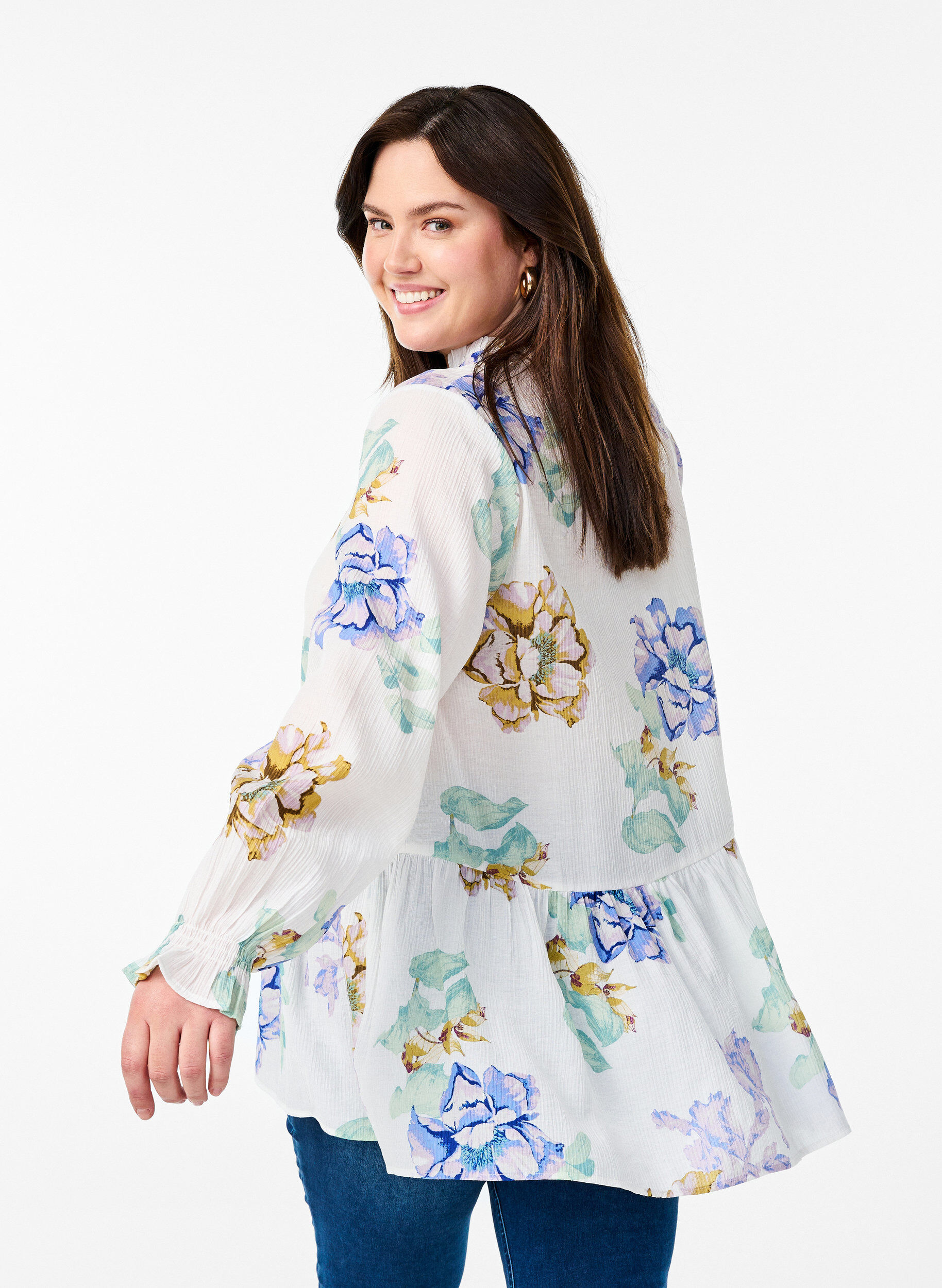 Zizzi Geplooide tuniek met lange mouwen en bloemenprint, Wit, Model image number 2