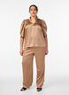 Blouse met satinlook, 1/2-mouwen en rucheskraag, Bruin, Model image number 1