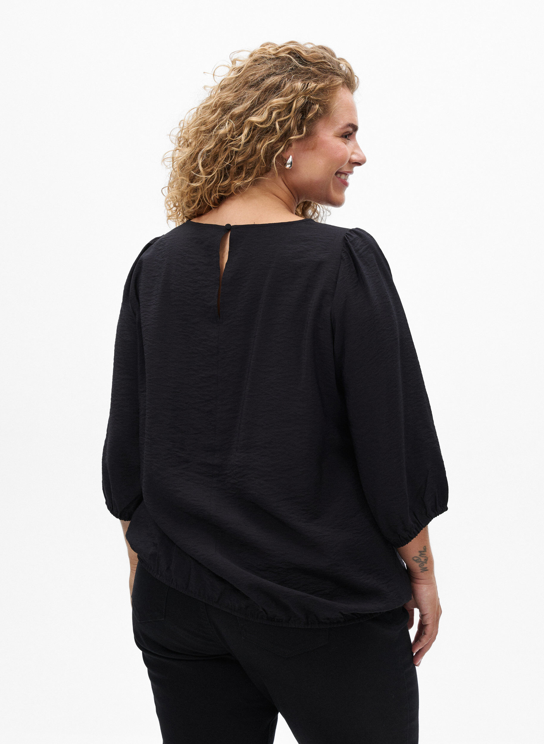 Zizzi Blouse met 3/4 mouwen en kantdetails, Zwart, Model image number 2
