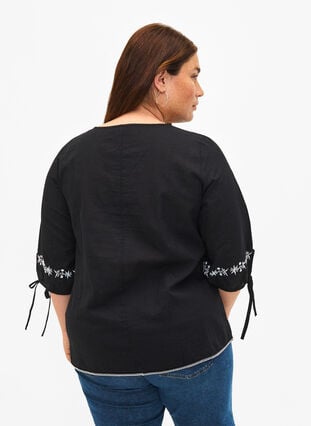 Geborduurde blouse van katoenmix met linnen, Black W. EMB, Model image number 1