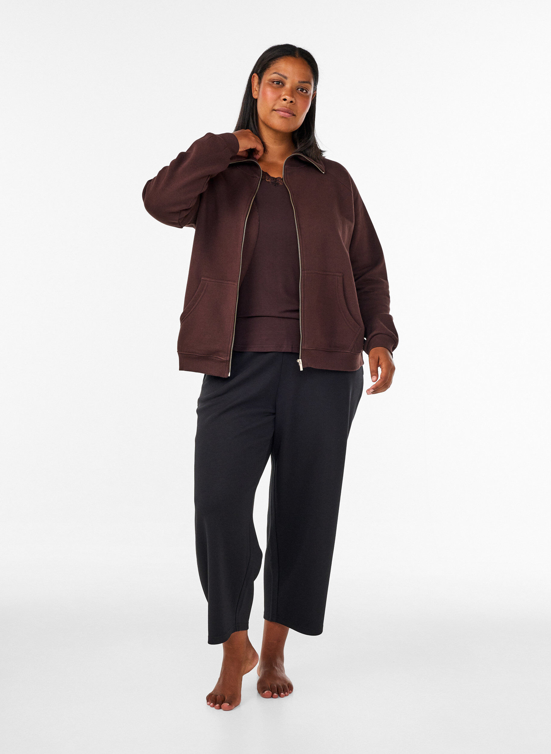 ZizziSweatvest met hoge kraag en rits, Bruin, Model image number 1